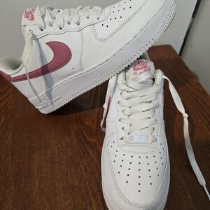 Nike Air Force 1 07 ESS TRND White Desert Berry Women AF1 Size 9US DQ7569-101